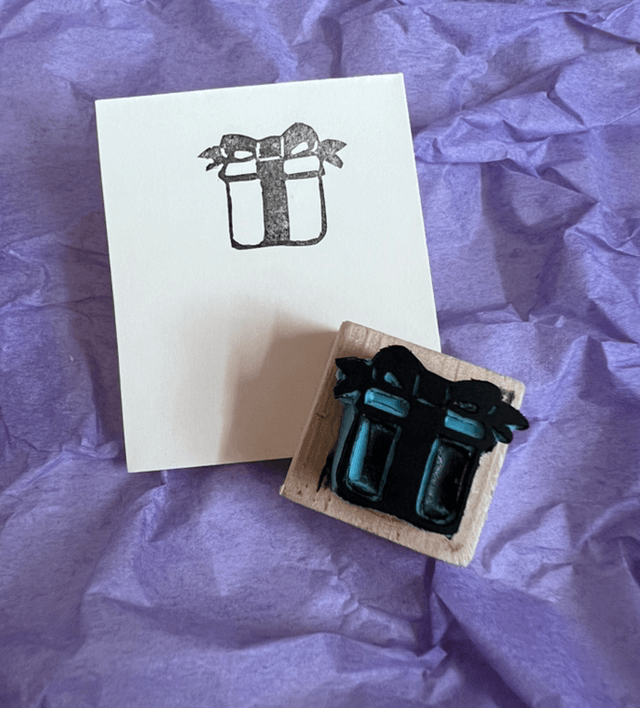 Tampon cadeau - stamp-tober 2024 