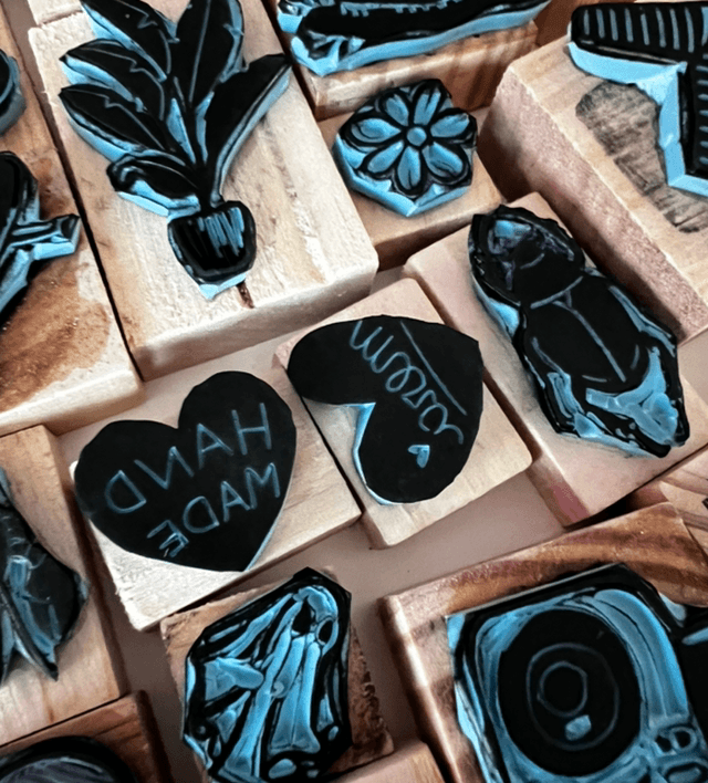 Tampon plante (bananier) en pot - stamp-tober 2024