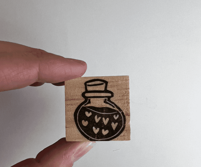 Tampon Potion (Jour 9 - Stamp-Tober 2025)