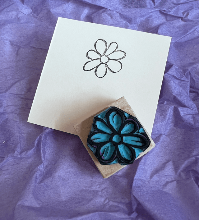 Tampon fleur type marguerite - stamp-tober 2024