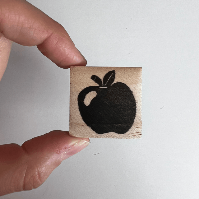 Tampon pomme (Jour 7 - Stamp-Tober 2025)